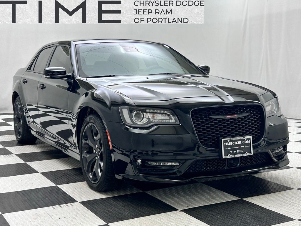 2023 Chrysler 300