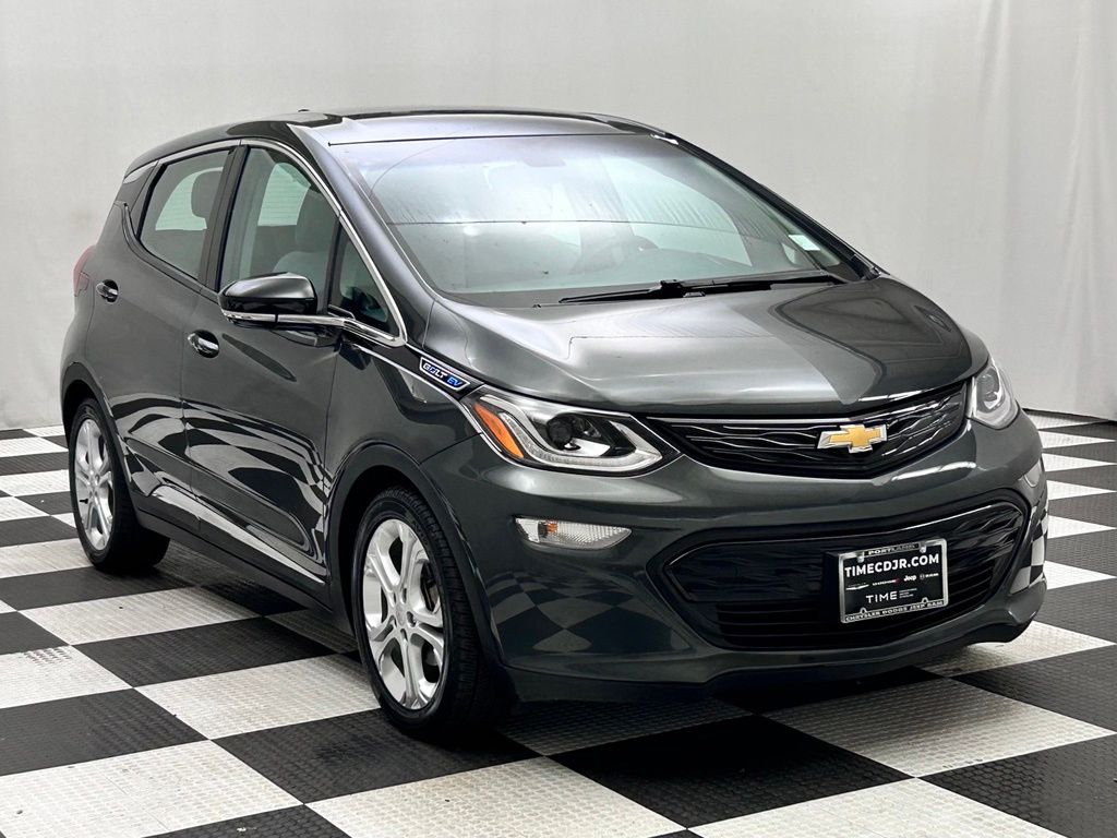 Used 2020 Chevrolet Bolt EV LT with VIN 1G1FW6S04L4113464 for sale in Portland, OR