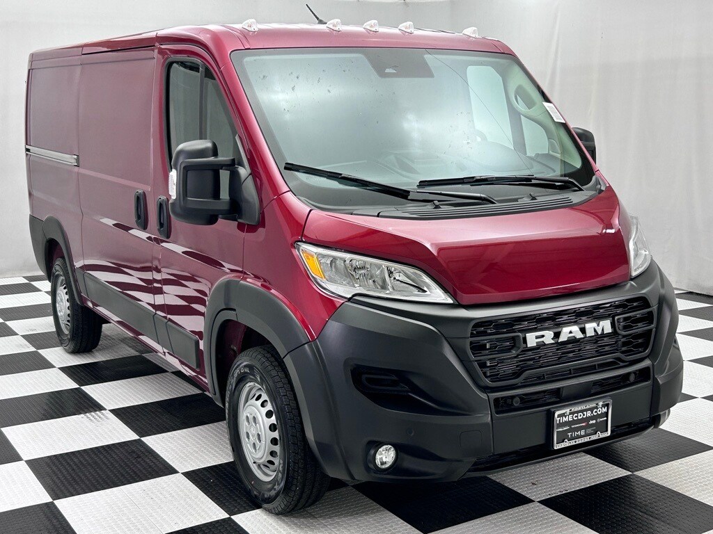 2025 Ram ProMaster 2500 Base Cargo Van photo 2