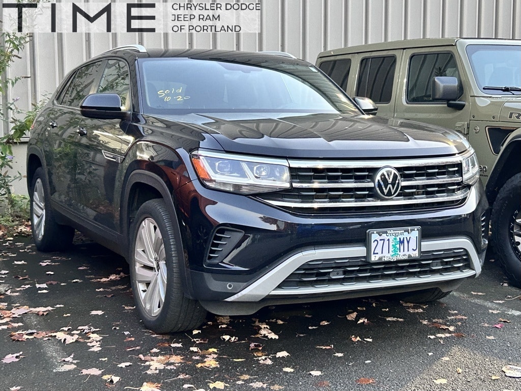 Used 2021 Volkswagen Atlas Cross Sport 2.0T SE w/Technology SUV