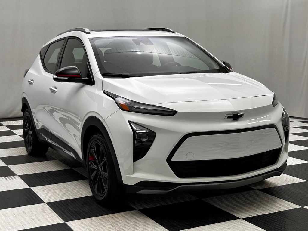 Used 2023 Chevrolet Bolt EUV Premier with VIN 1G1FZ6S09P4163449 for sale in Portland, OR