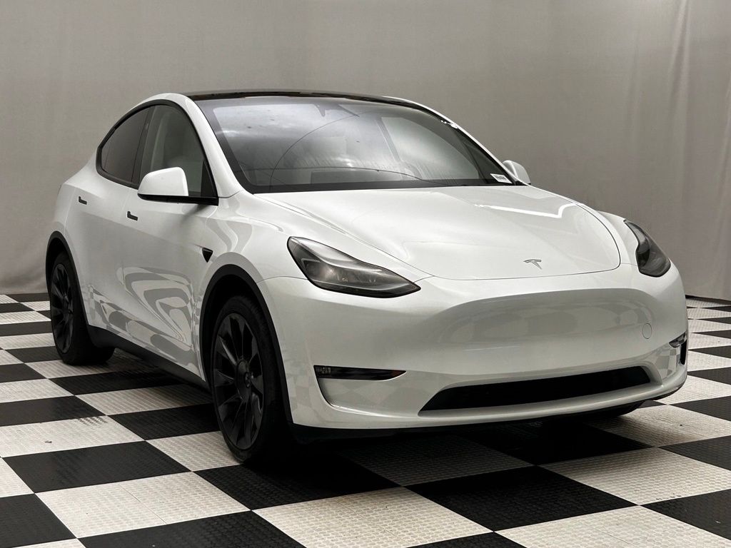 Used 2025 Tesla Model Y Long Range with VIN 7SAYGDEE9SF245820 for sale in Portland, OR