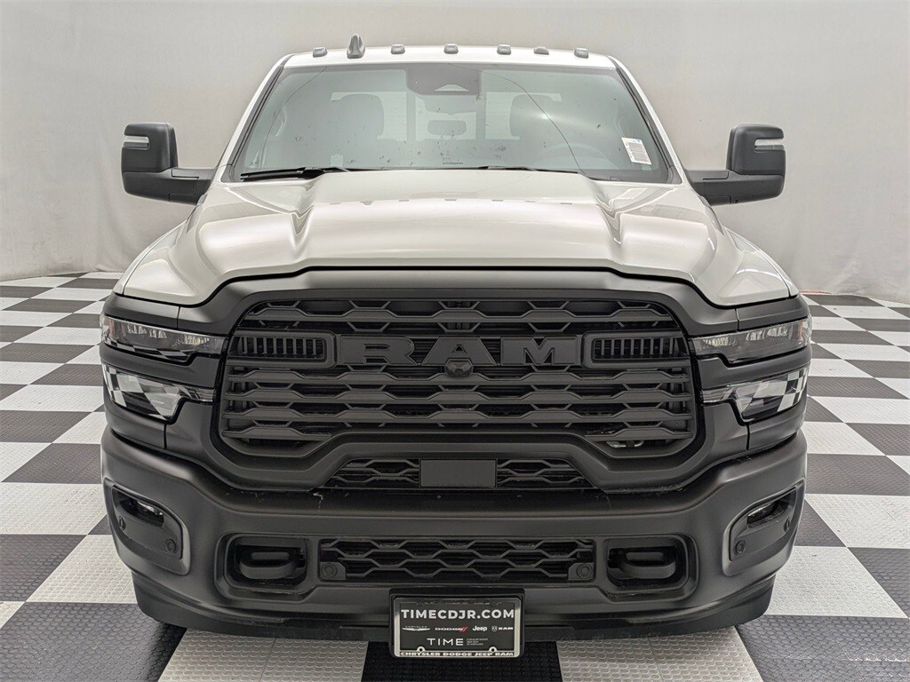 2025 Ram 2500 Tradesman photo 2