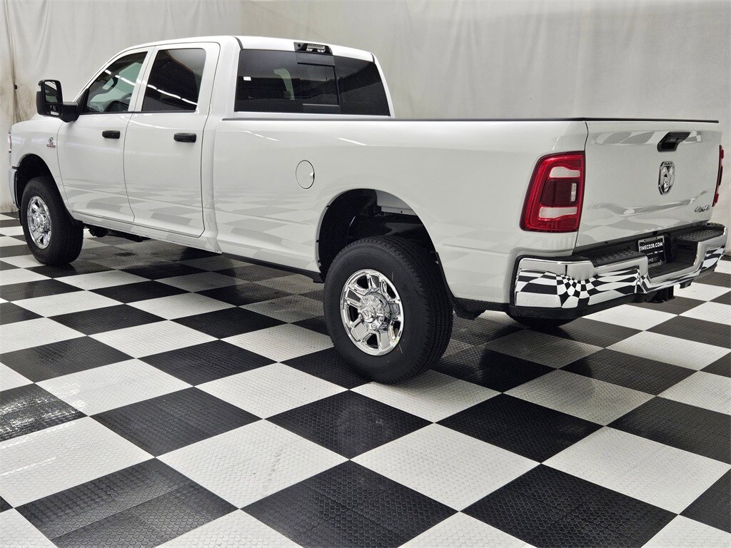 2024 Ram 2500 Tradesman photo 4