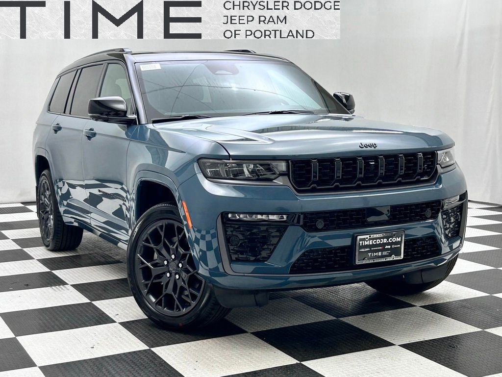 2026 Jeep Grand Cherokee L Summit 4x4's photo