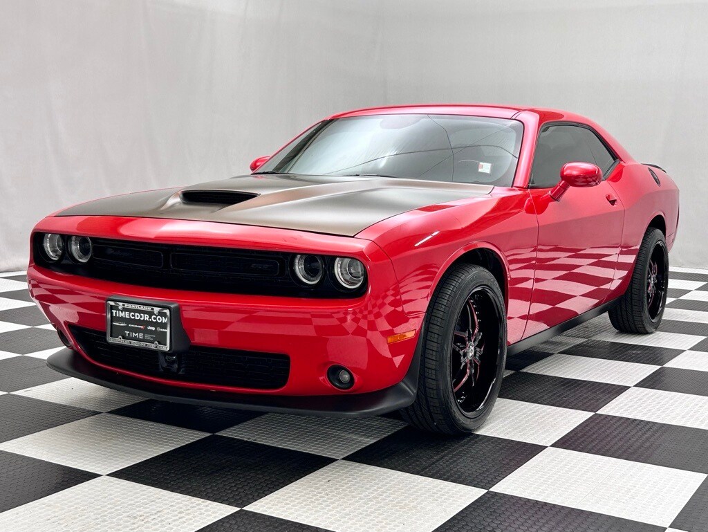 2021 Dodge Challenger GT photo 4