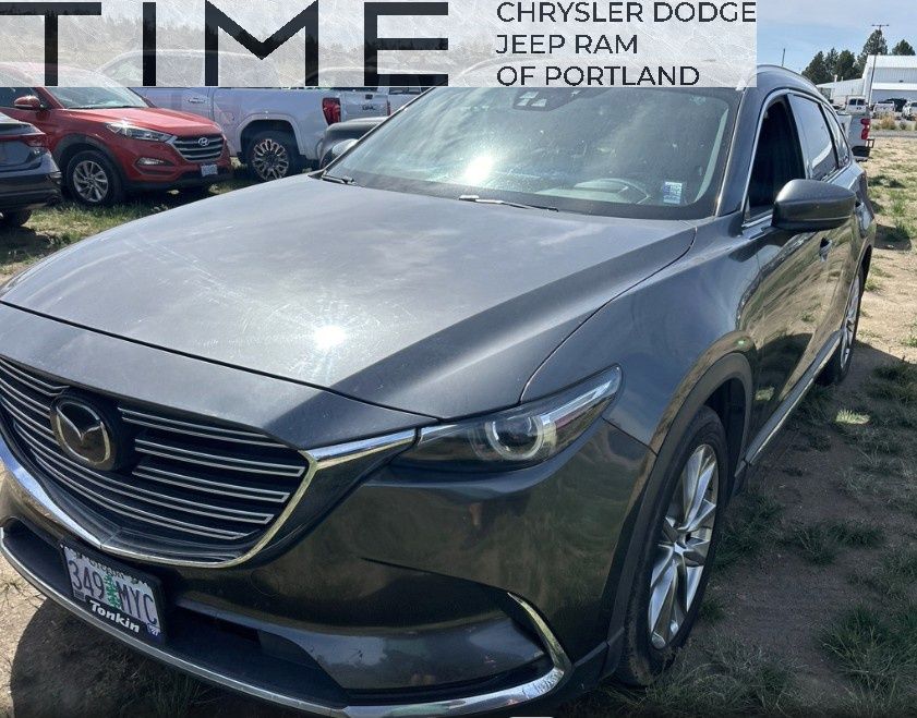 2017 Mazda CX-9 Signature AWD's photo
