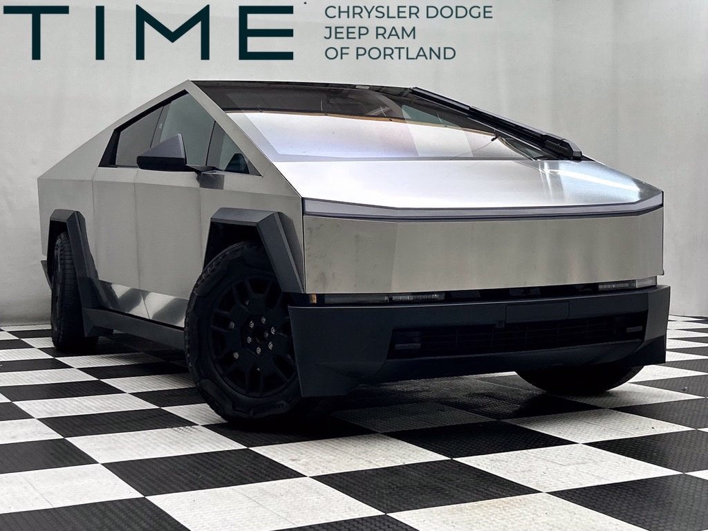 2025 Tesla Cybertruck