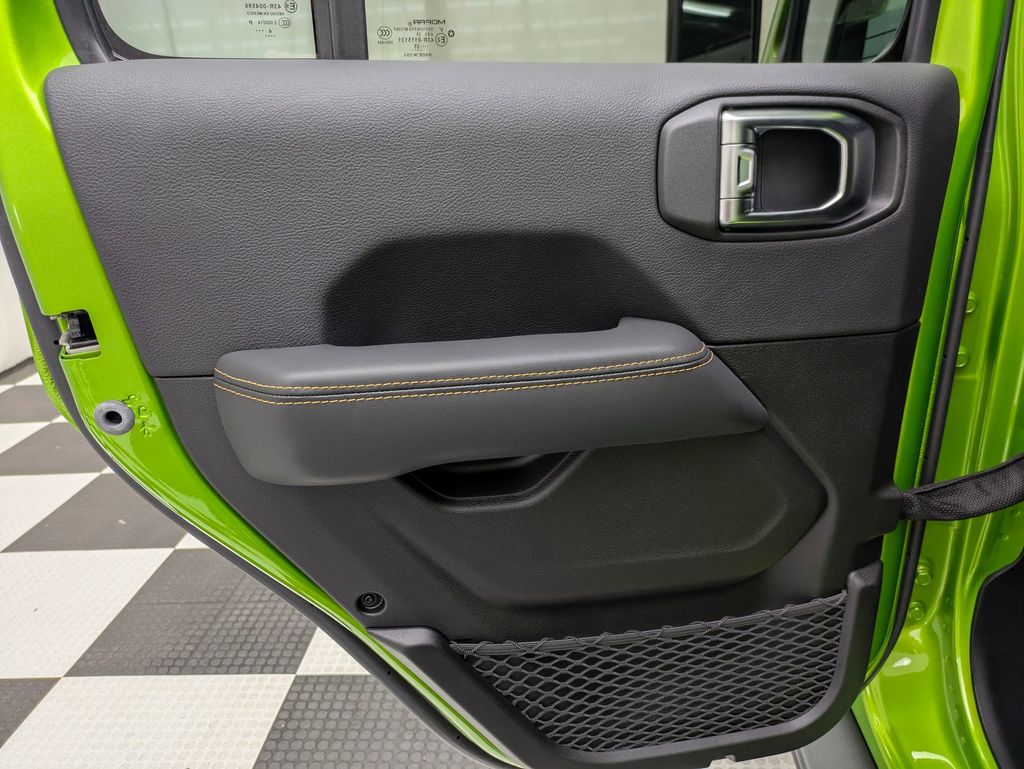 2025 Jeep Wrangler 4-Door Rubicon 392 Final Edition - Photo 15