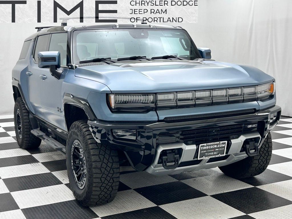 2024 GMC Hummer EV 3X SUV's photo