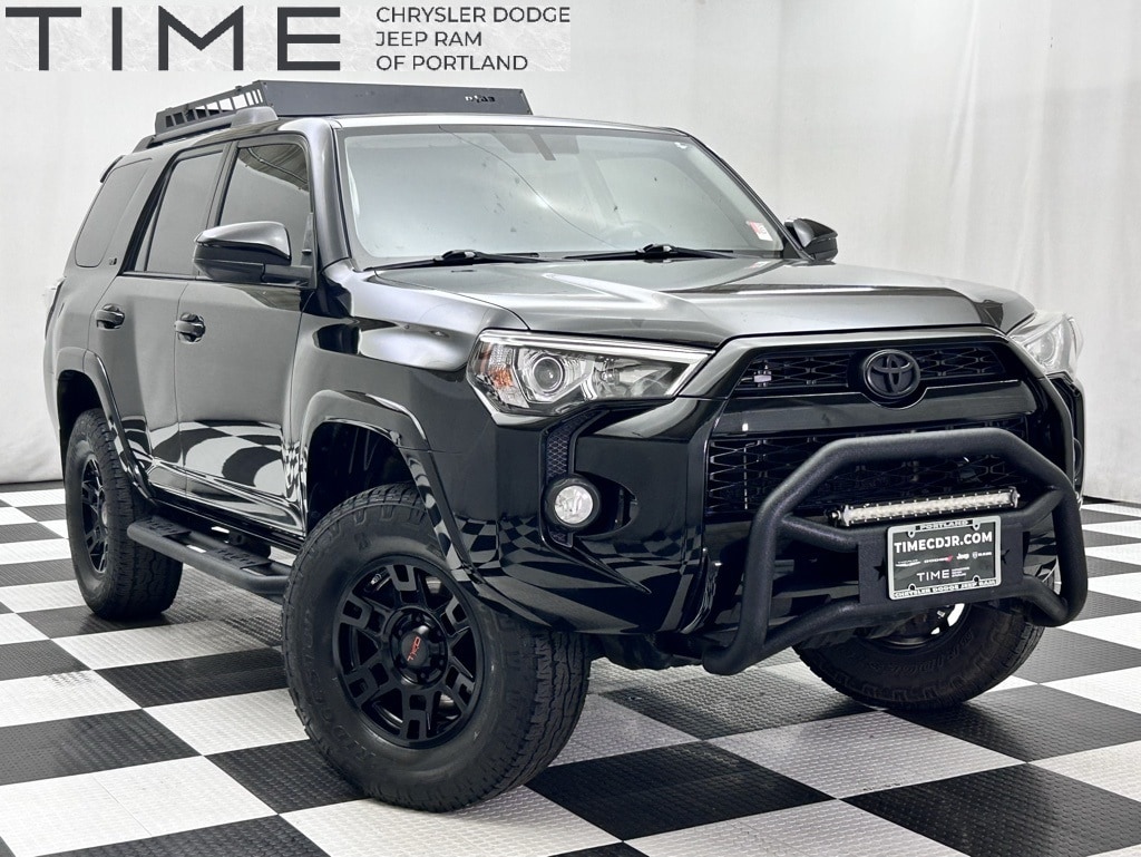 Used 2017 Toyota 4Runner SR5 SUV