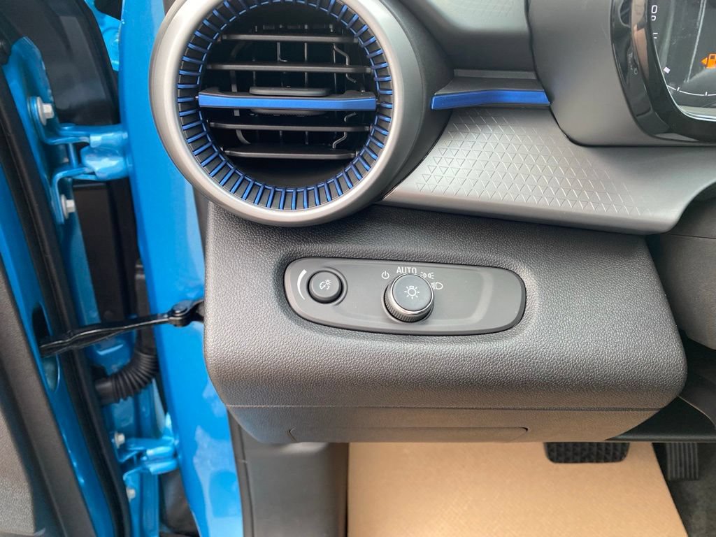 2026 Chevrolet Trax LS - Photo 12