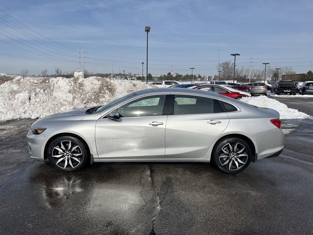 Used 2018 Chevrolet Malibu LT Sedan