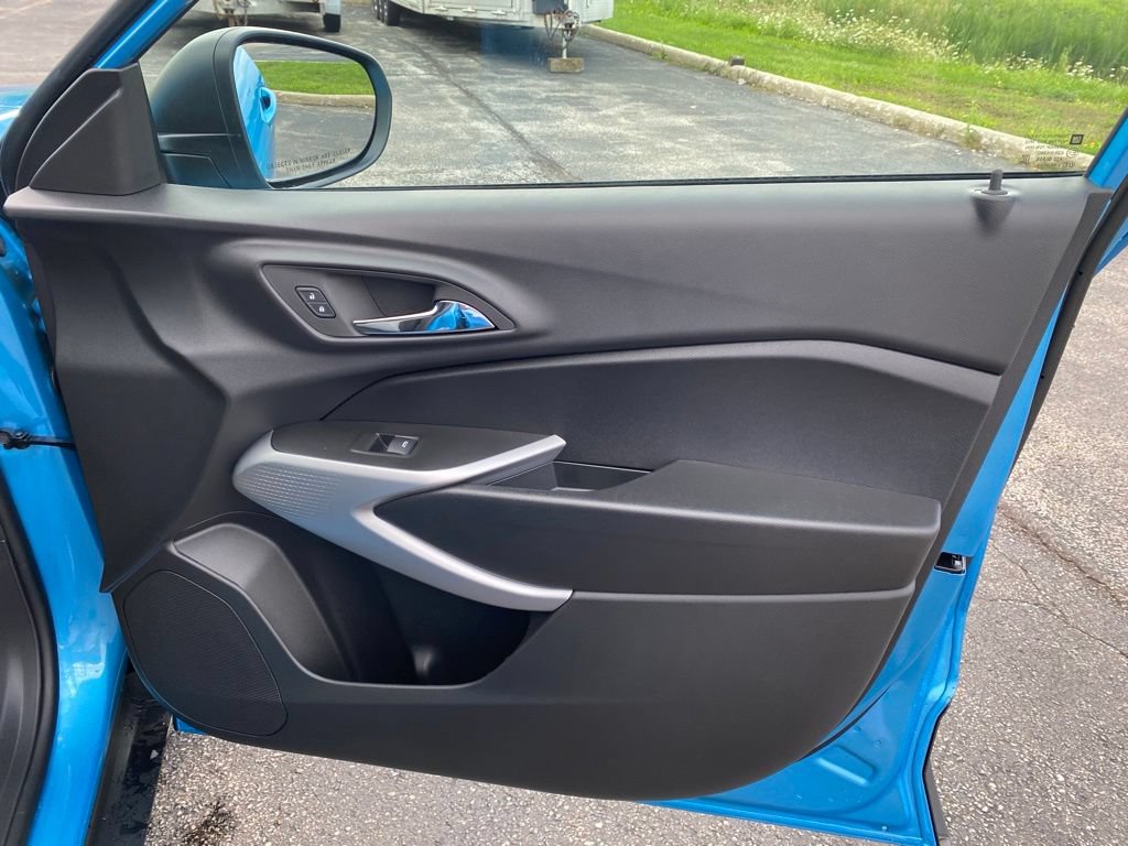 2026 Chevrolet Trax LS - Photo 19