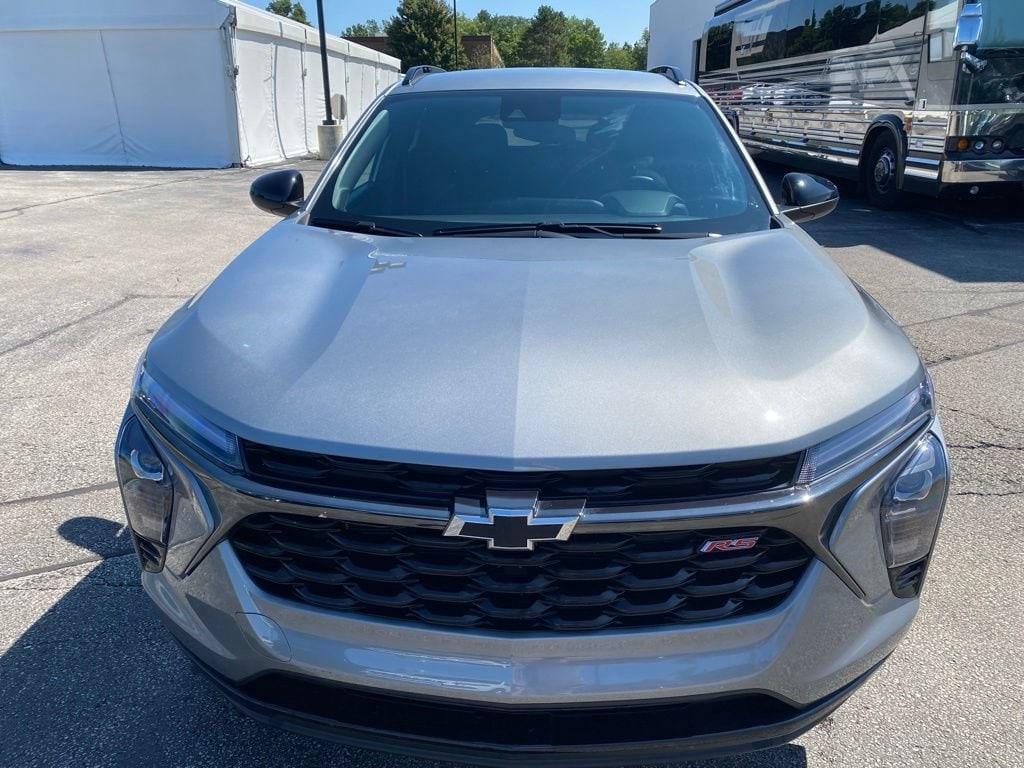 Used 2024 Chevrolet Trax 2RS SUV