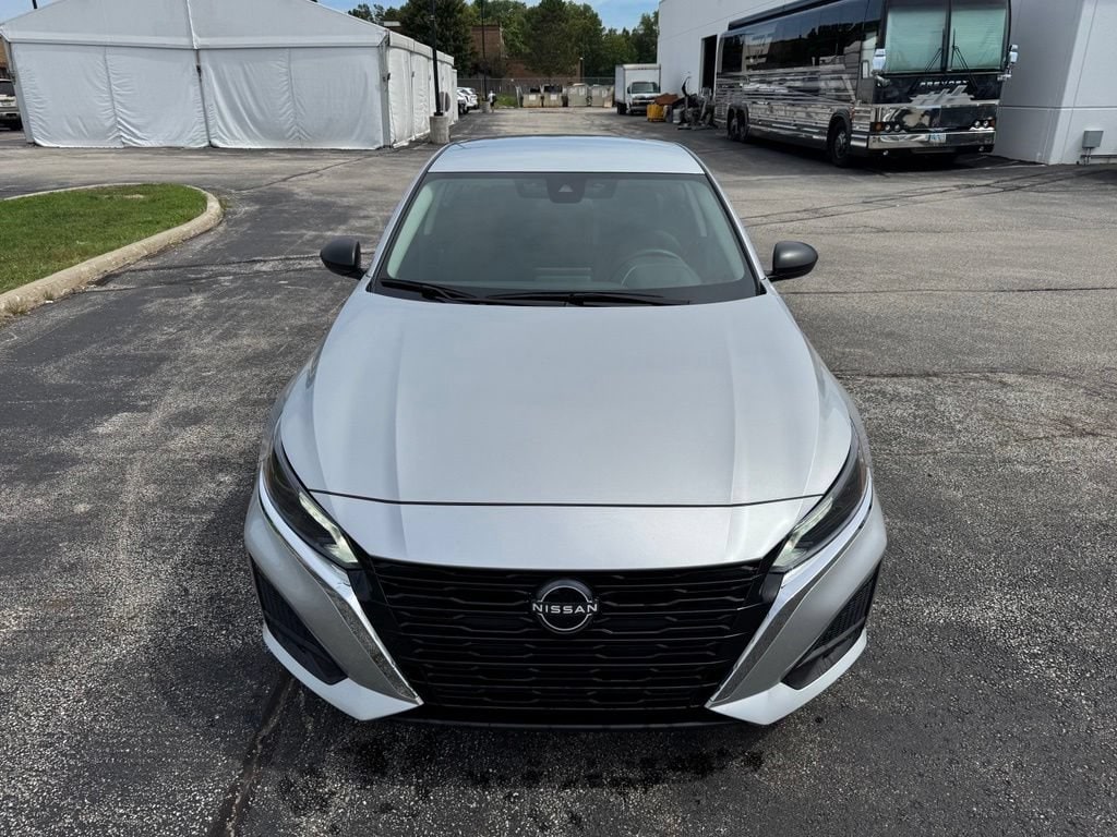 Used 2024 Nissan Altima S with VIN 1N4BL4BV1RN429928 for sale in Warrensville Heights, OH