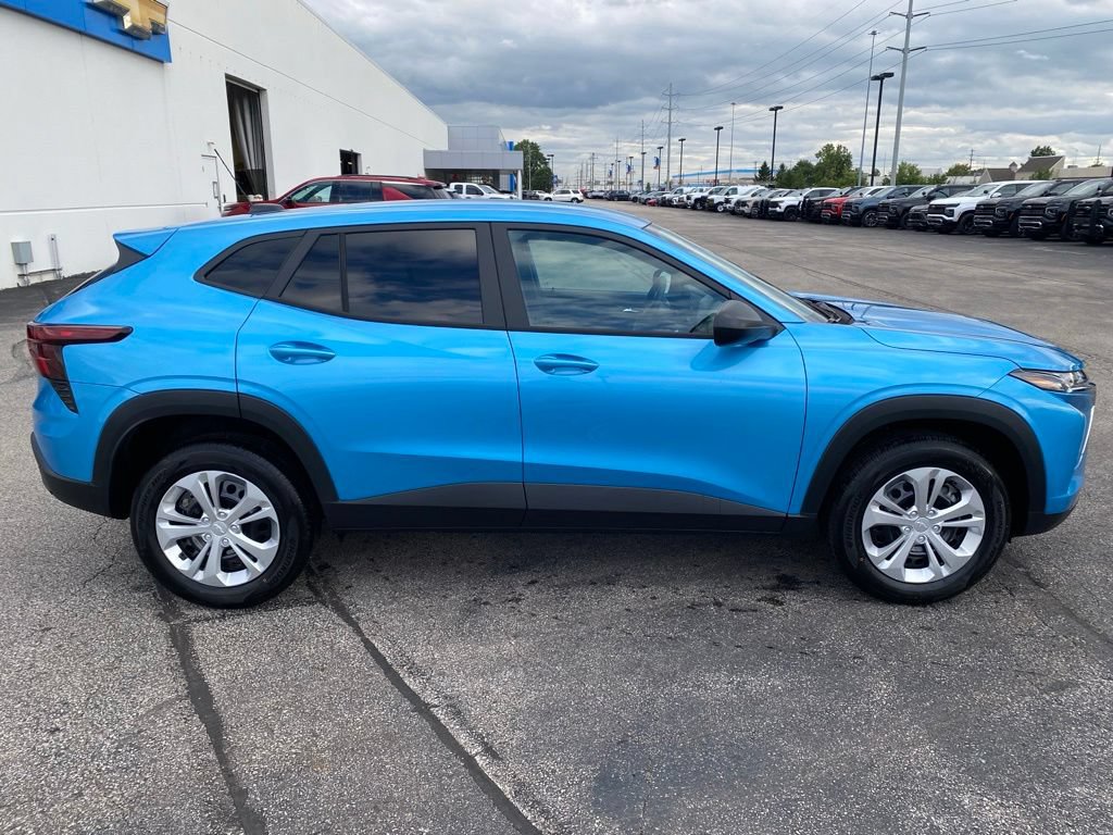 2026 Chevrolet Trax LS - Photo 8