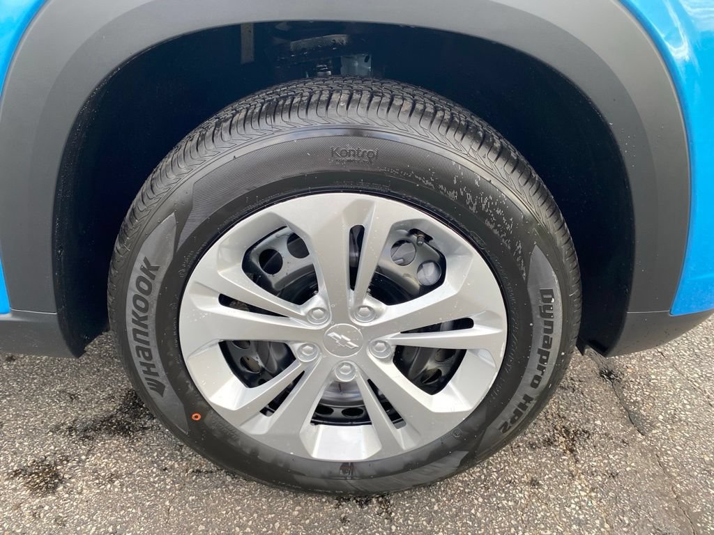 2026 Chevrolet Trax LS - Photo 25