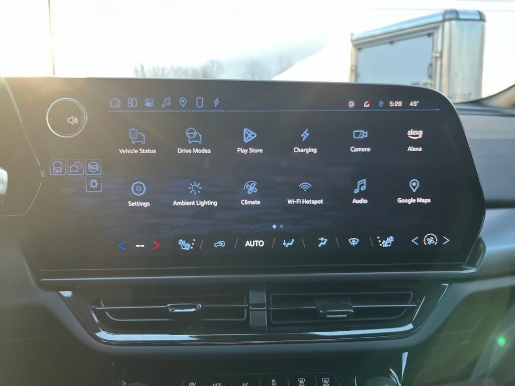 2025 Chevrolet Equinox EV RS - Photo 16