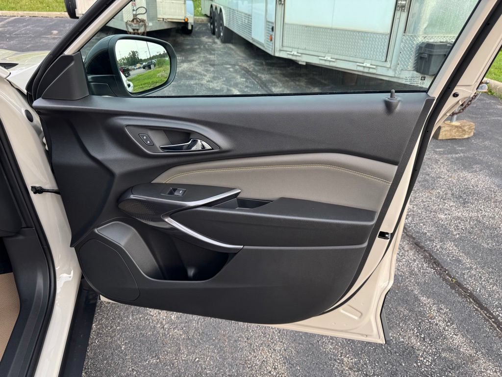 2026 Chevrolet Trax Activ - Photo 17