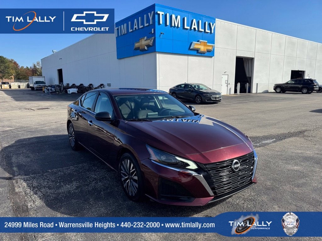 2024 Nissan Altima SV