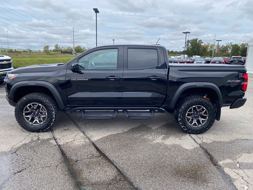 Used 2025 Chevrolet Colorado ZR2 Truck