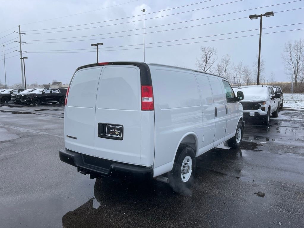 2025 Chevrolet Express Cargo Work Van - Photo 7