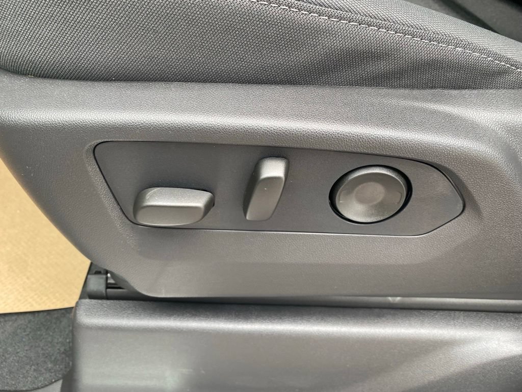 2026 Chevrolet Silverado 1500 LT - Photo 11