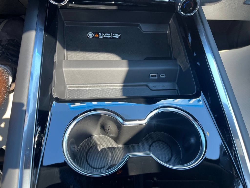2026 Chevrolet Tahoe Premier - Photo 20
