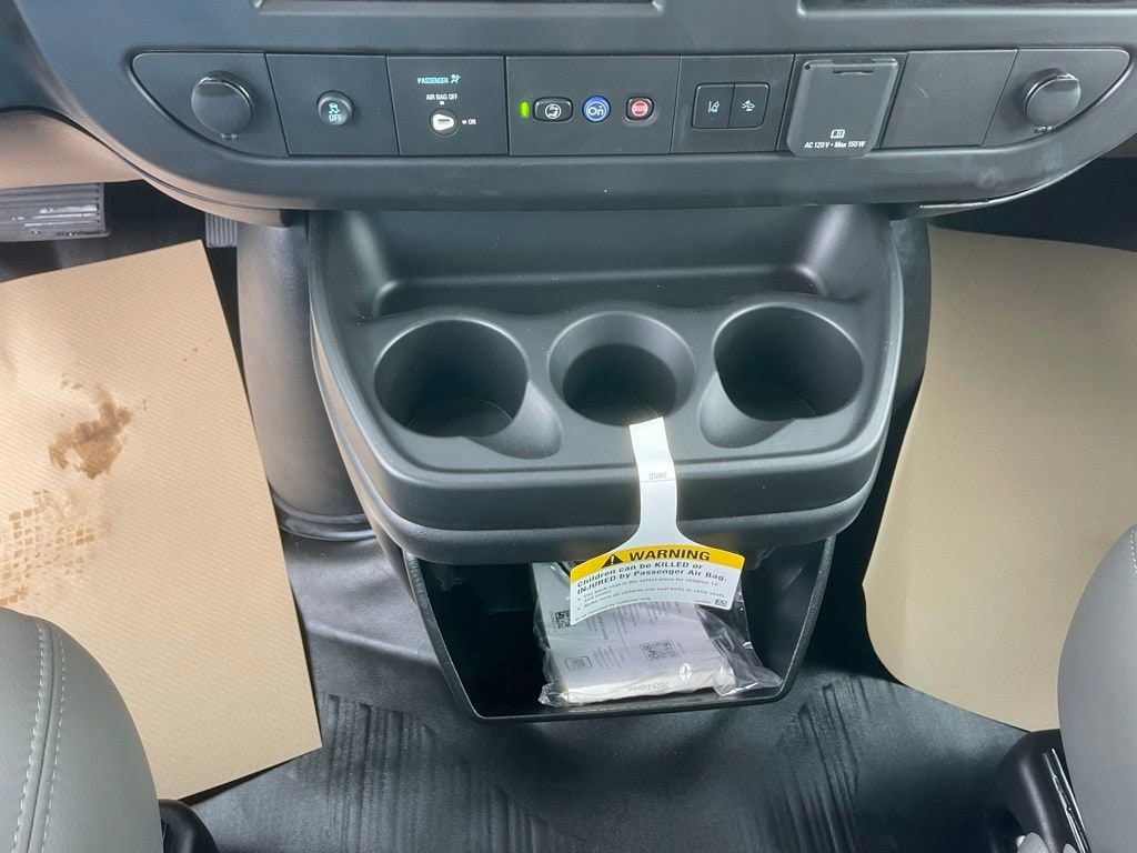 2025 Chevrolet Express Passenger LS - Photo 15