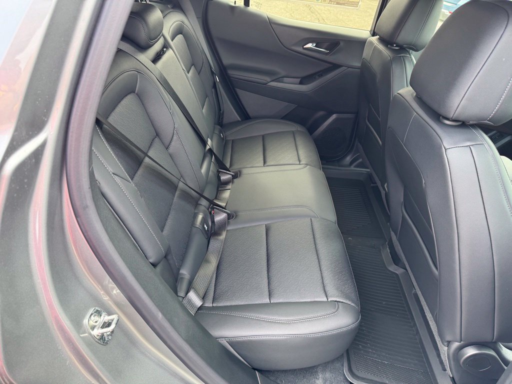 2027 Chevrolet Equinox LT - Photo 24