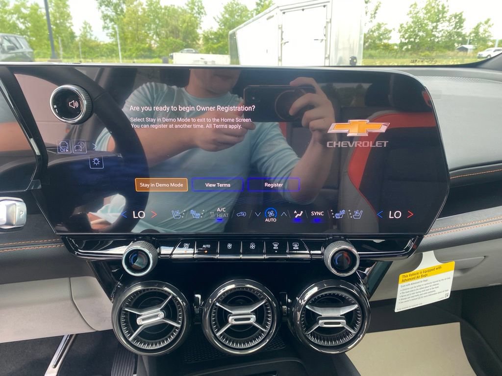 2026 Chevrolet Blazer EV SS - Photo 19