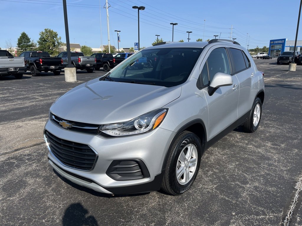 2022 Chevrolet Trax LT photo 3
