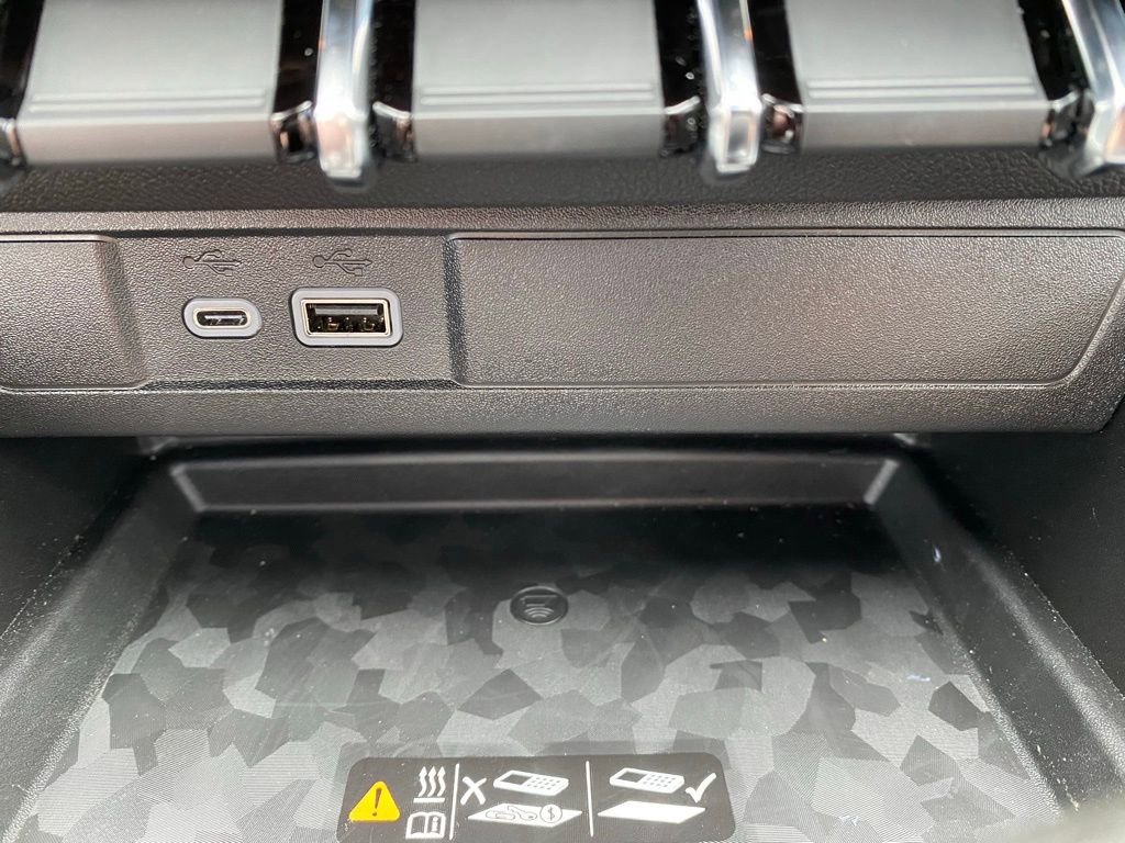 2025 Chevrolet Colorado Z71 - Photo 18