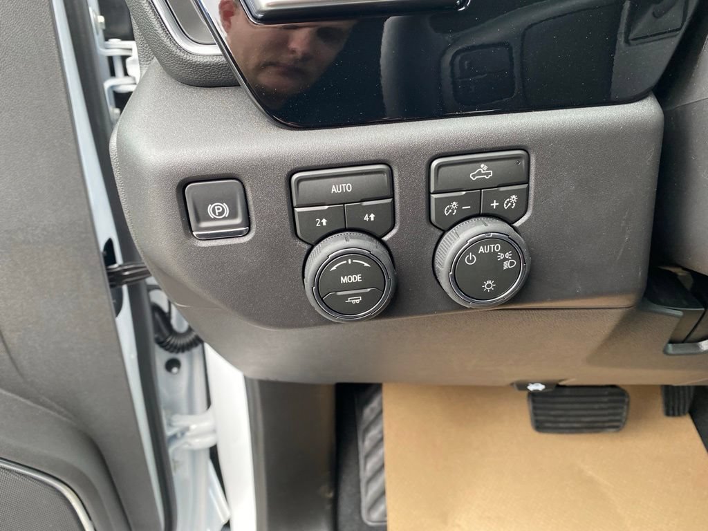 2026 Chevrolet Silverado 1500 LT - Photo 13