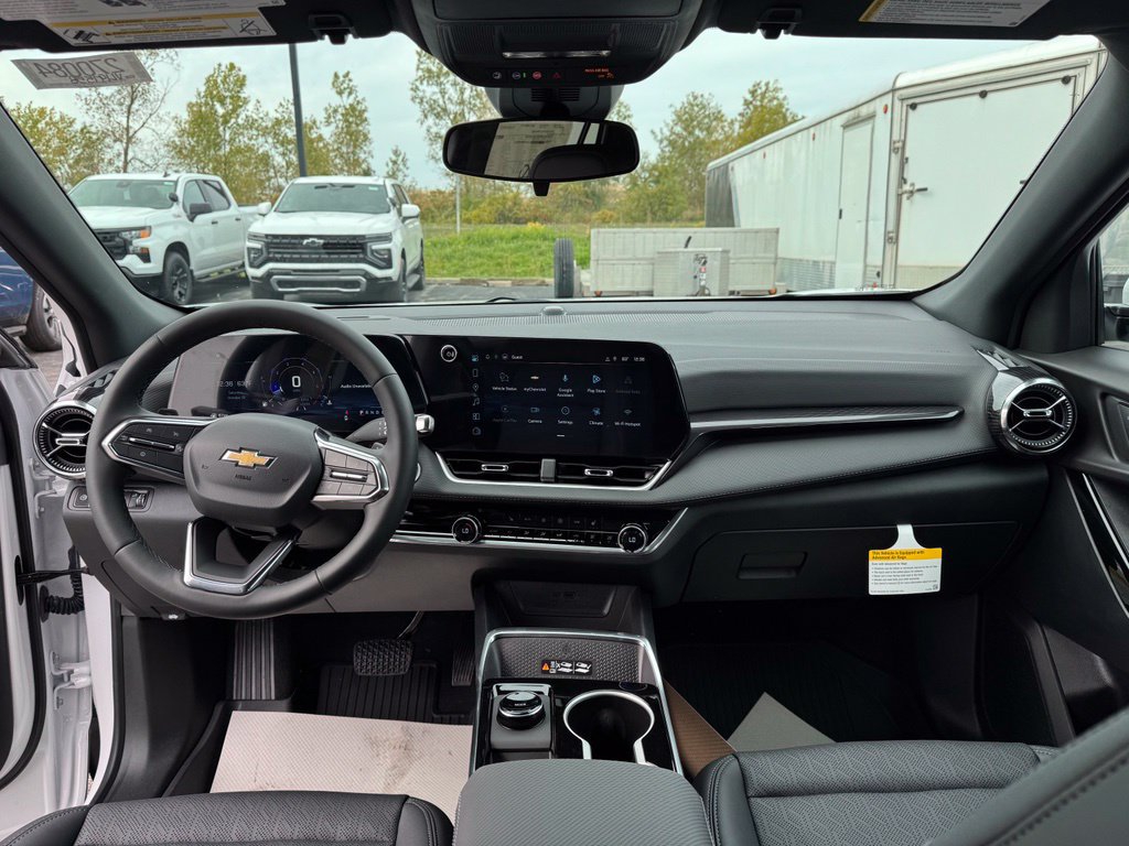 2027 Chevrolet Equinox LT - Photo 20