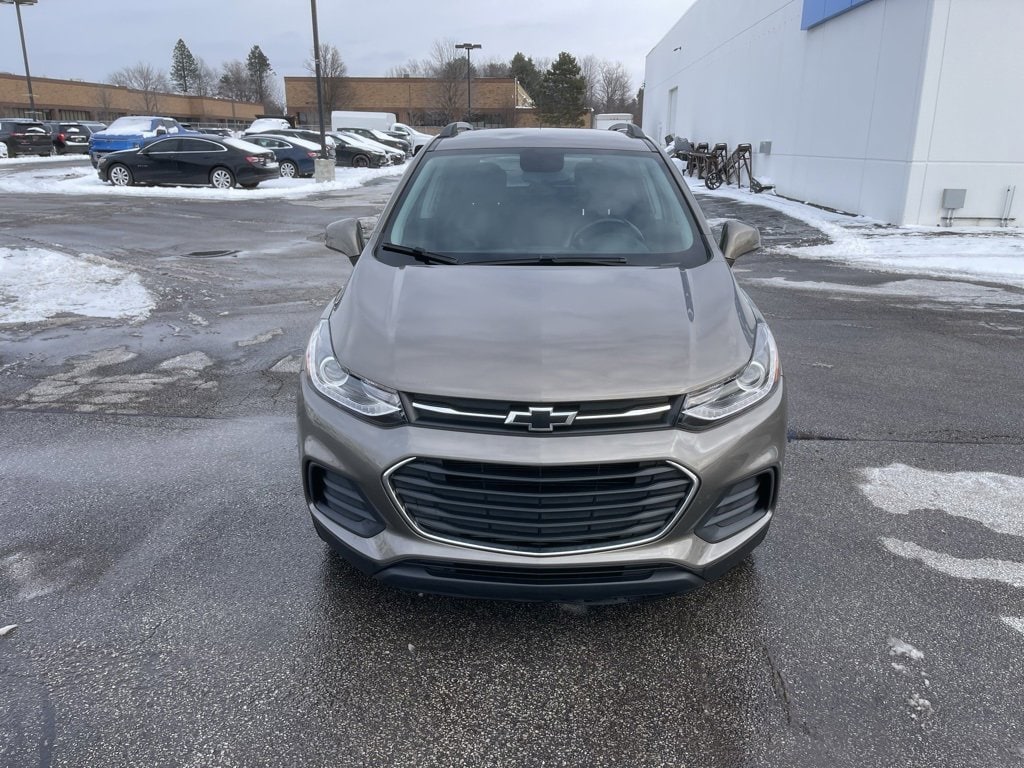 Used 2022 Chevrolet Trax LT with VIN KL7CJPSM0NB539424 for sale in Warrensville Heights, OH