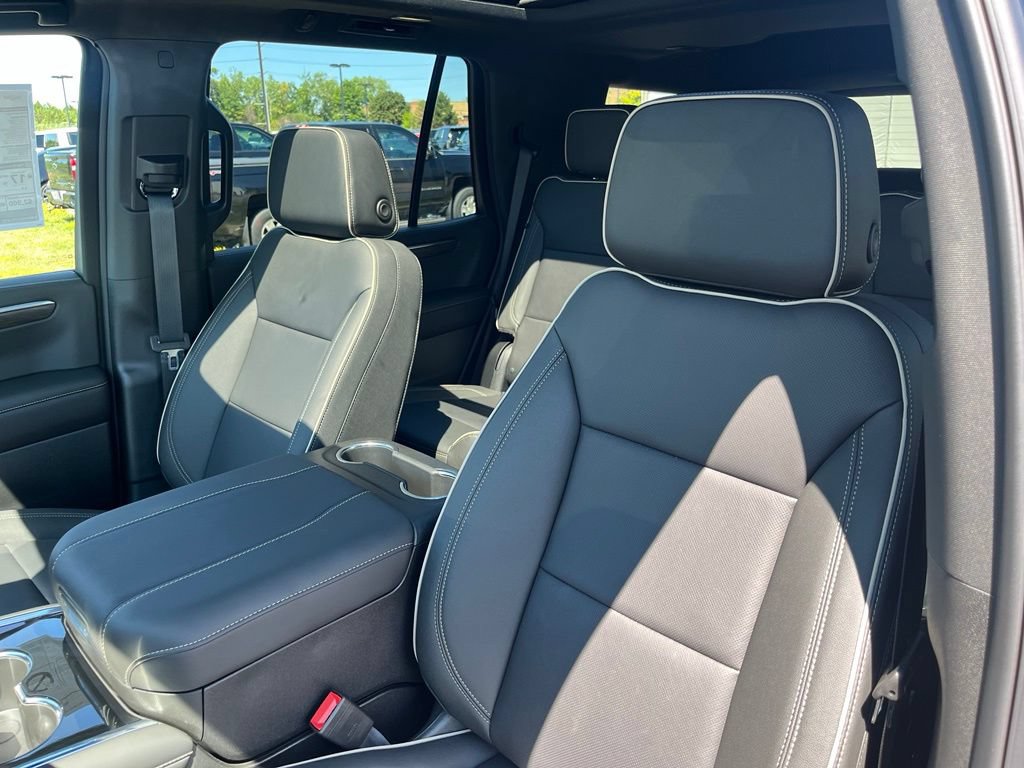 2026 Chevrolet Tahoe Premier - Photo 12