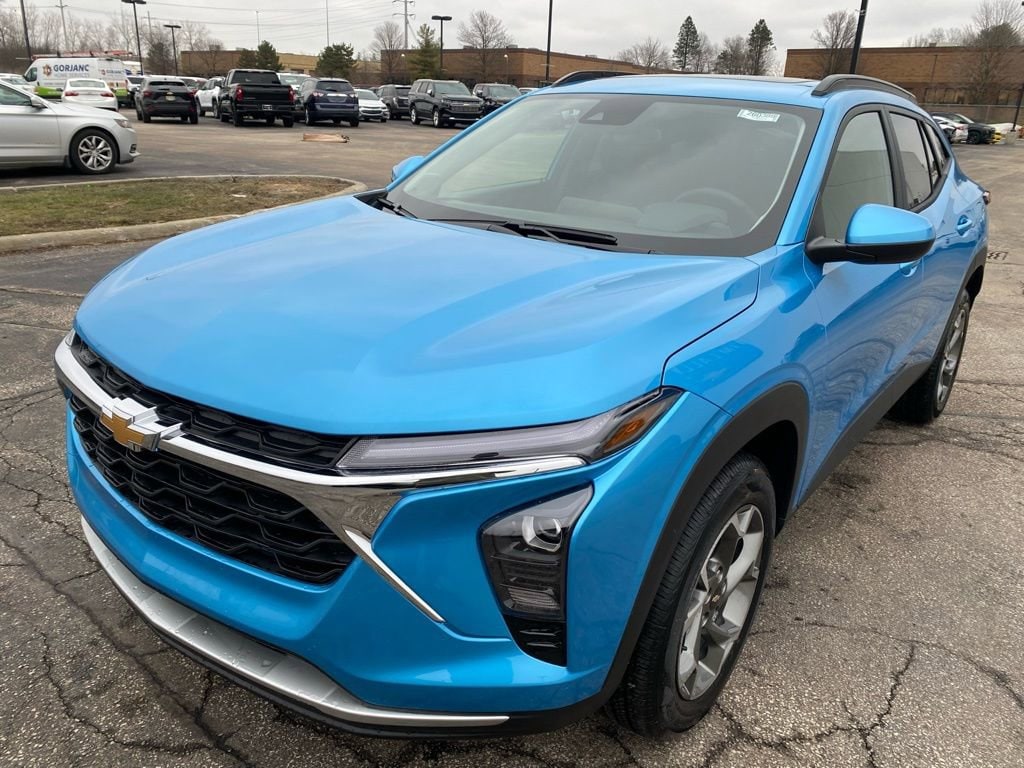 New 2026 Chevrolet Trax LT SUV