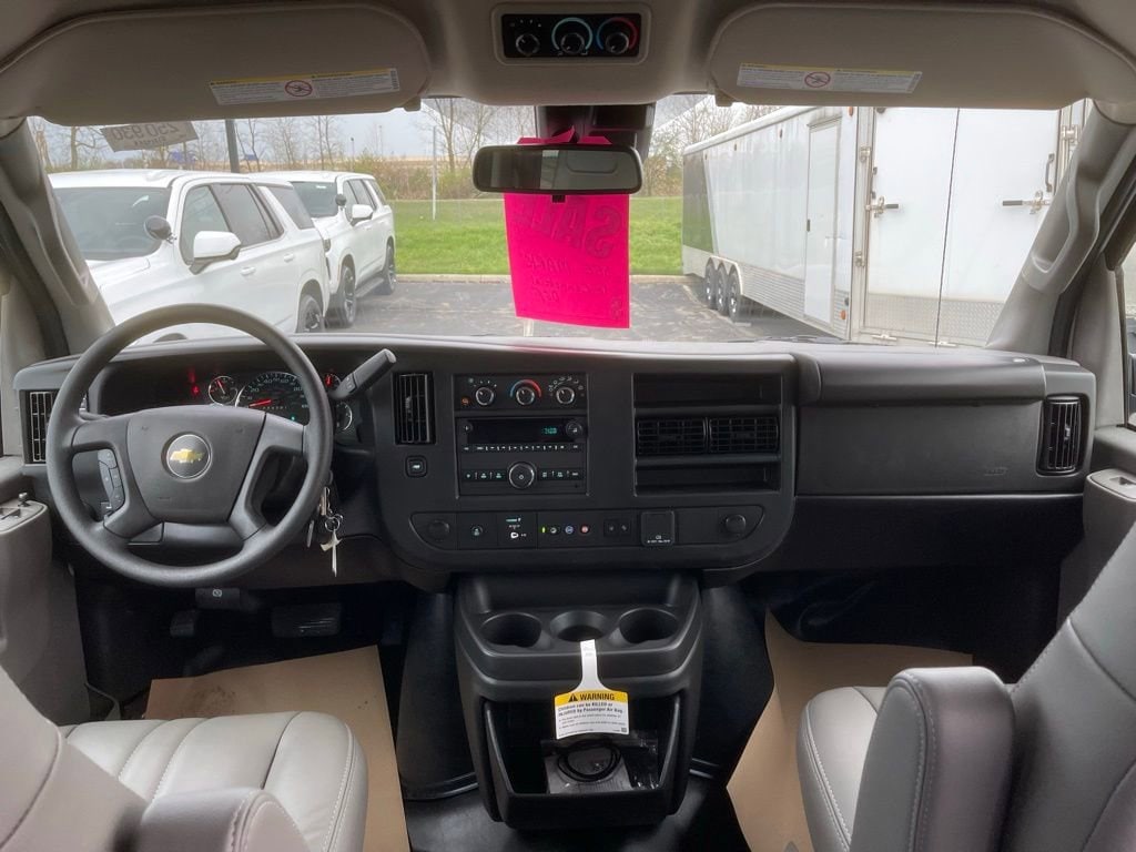 2025 Chevrolet Express Passenger LS - Photo 18