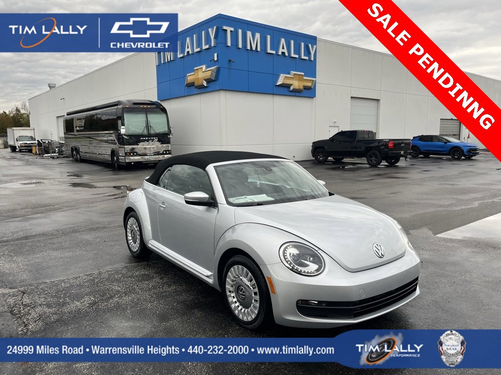 2016 Volkswagen Beetle S's photo