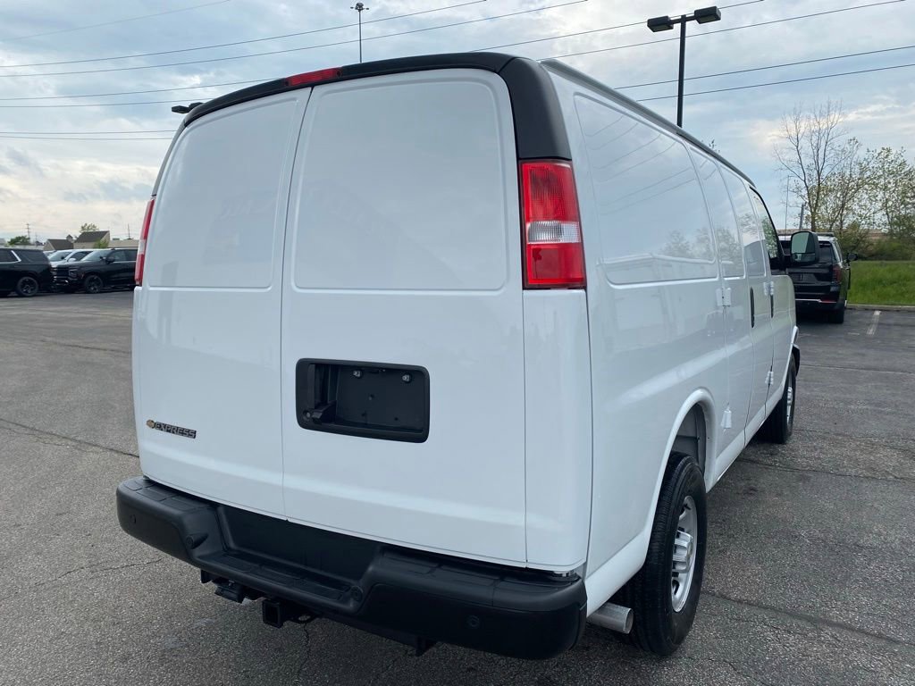 2025 Chevrolet Express Cargo Work Van - Photo 7