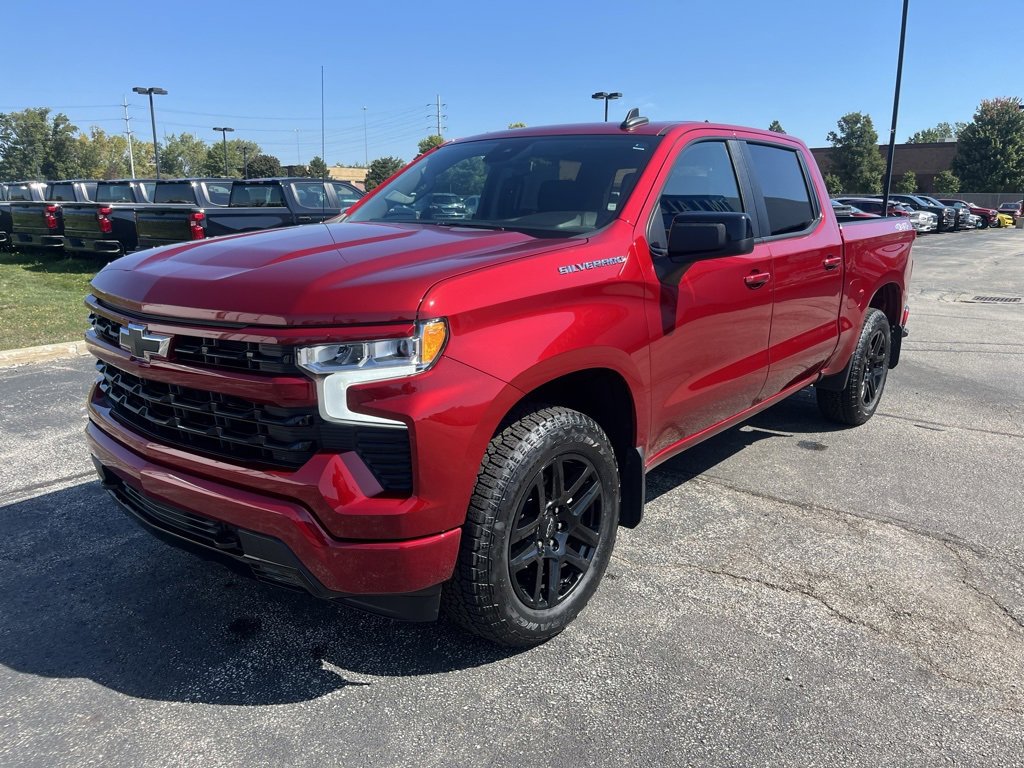 2023 Chevrolet Silverado 1500 RST photo 3