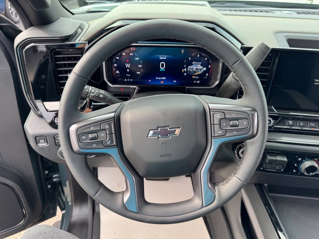 2026 Chevrolet Silverado 2500 HD ZR2 - Photo 15