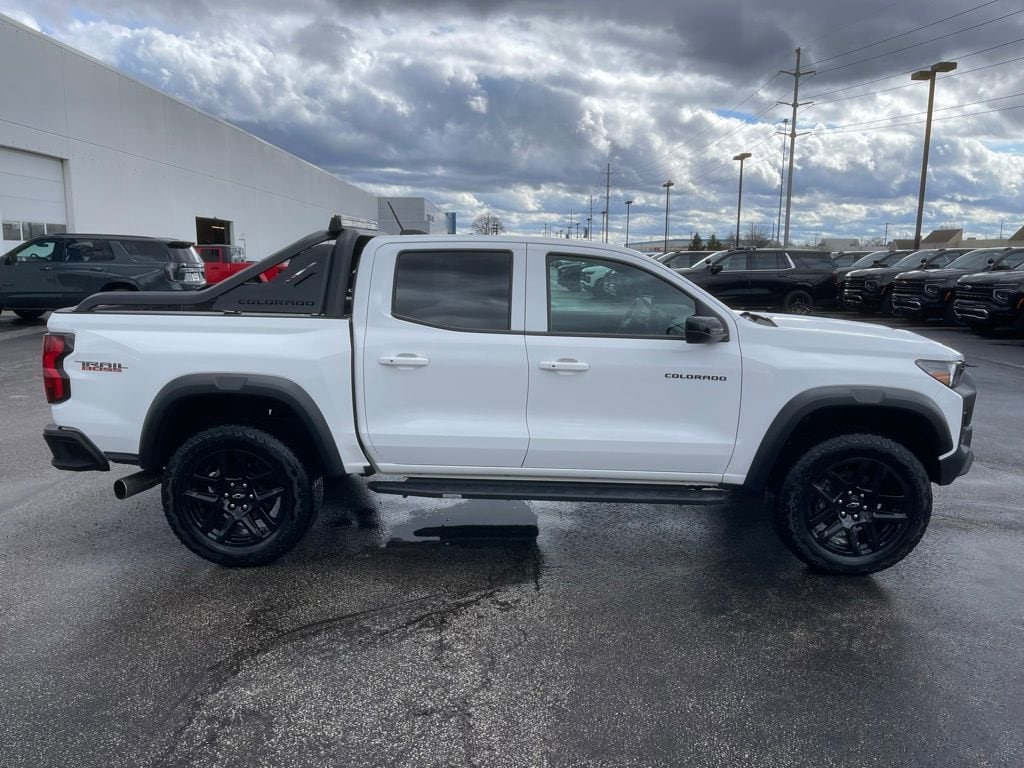 2025 Chevrolet Colorado Trail Boss - Photo 8