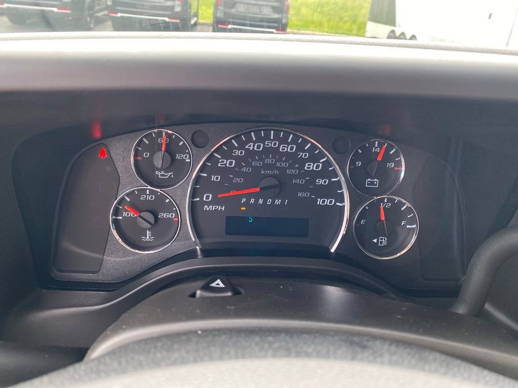 2025 Chevrolet Express Cargo Work Van - Photo 13