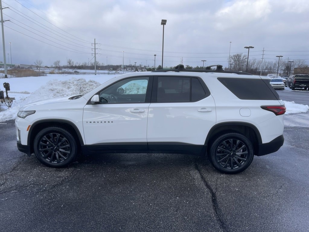 Used 2023 Chevrolet Traverse RS SUV