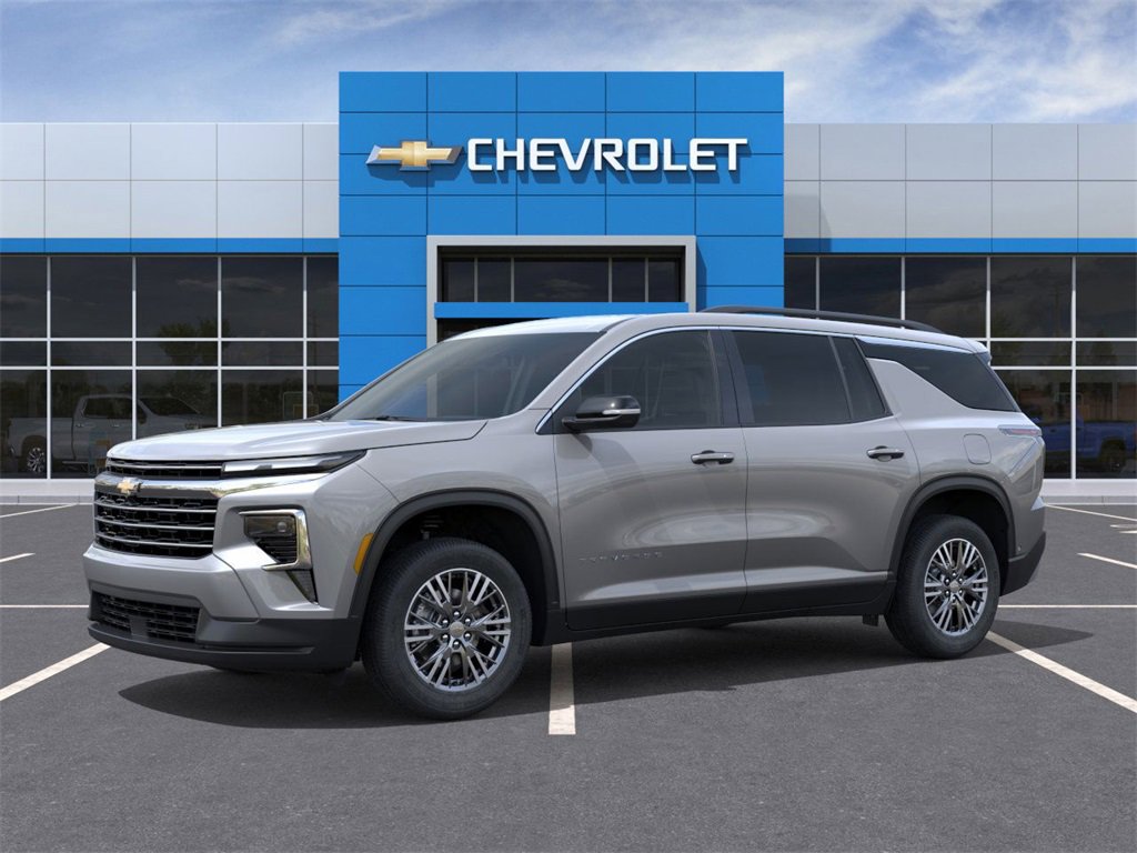 2025 Chevrolet Traverse photo 2
