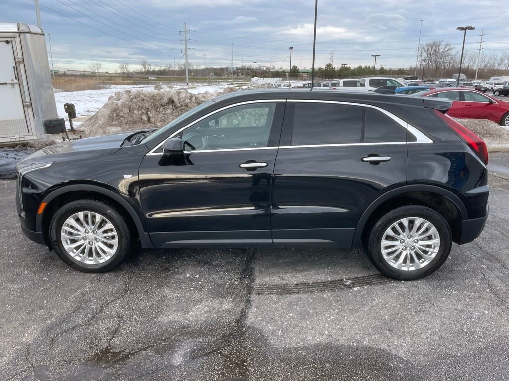 Used 2024 CADILLAC XT4 Luxury SUV