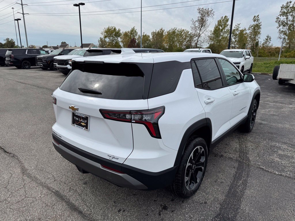 2027 Chevrolet Equinox LT - Photo 8